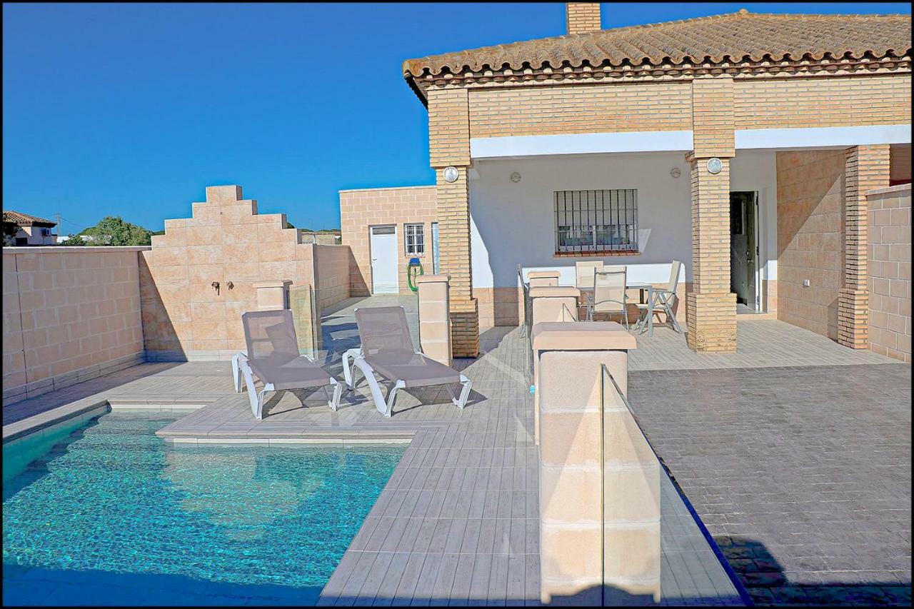 Chalet Penuelas Con Piscina Conil De La Frontera Exteriér fotografie