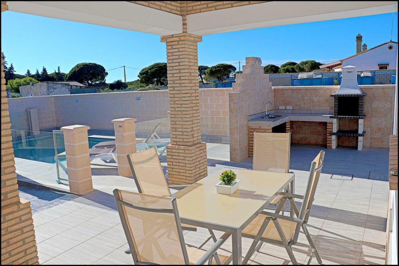 Chalet Penuelas Con Piscina Conil De La Frontera Exteriér fotografie